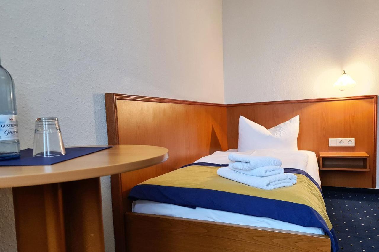 Hotel Zur Traube Kuhlungsborn Bagian luar foto