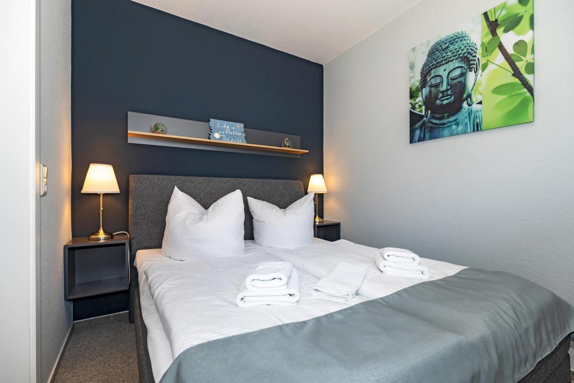 Hotel Zur Traube Kuhlungsborn Bagian luar foto